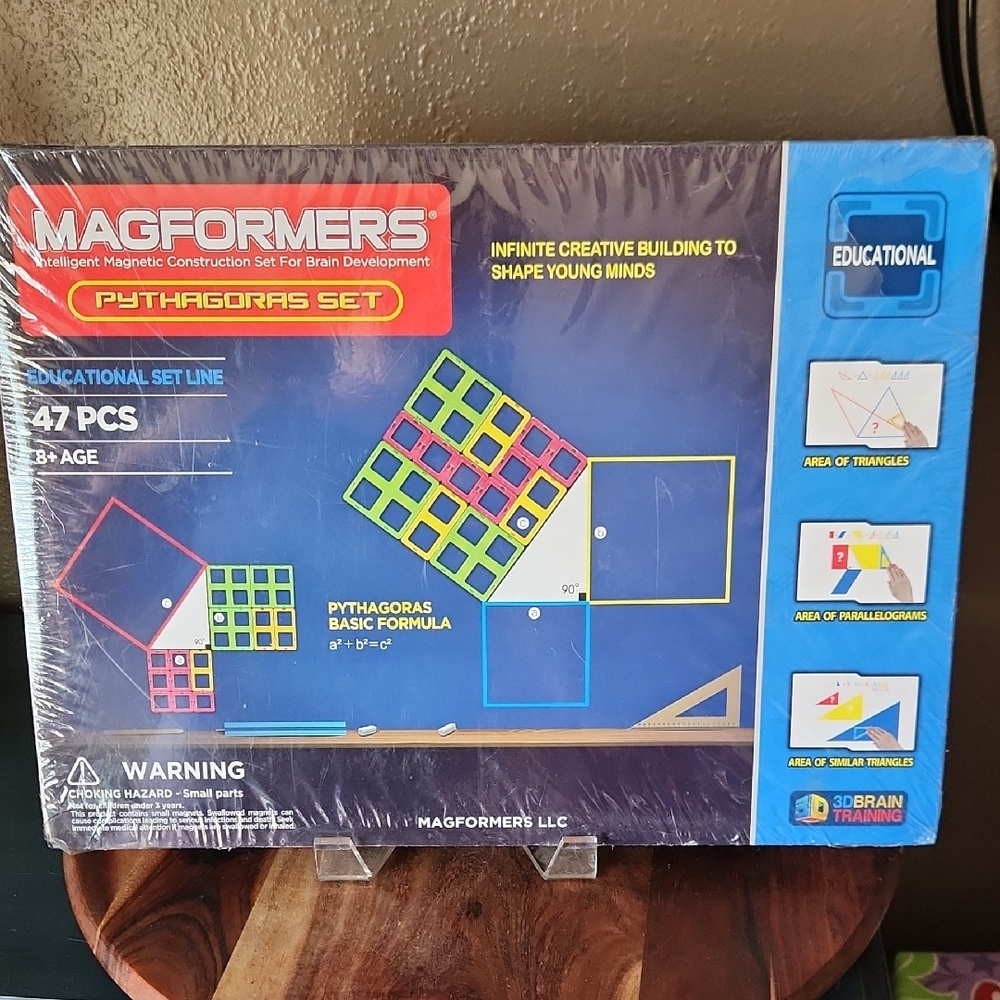 Magformers Pythagoras Set - 47 PCS Educational Building Set, brand new